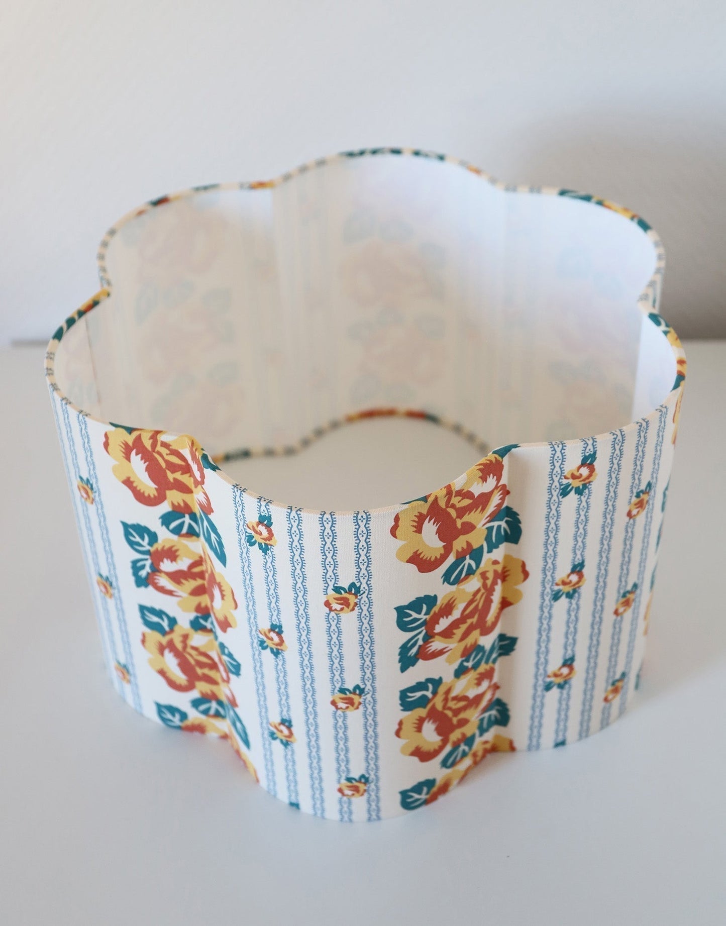 Flora Flower-Shaped Pendant Light "Vanavez Flowers"