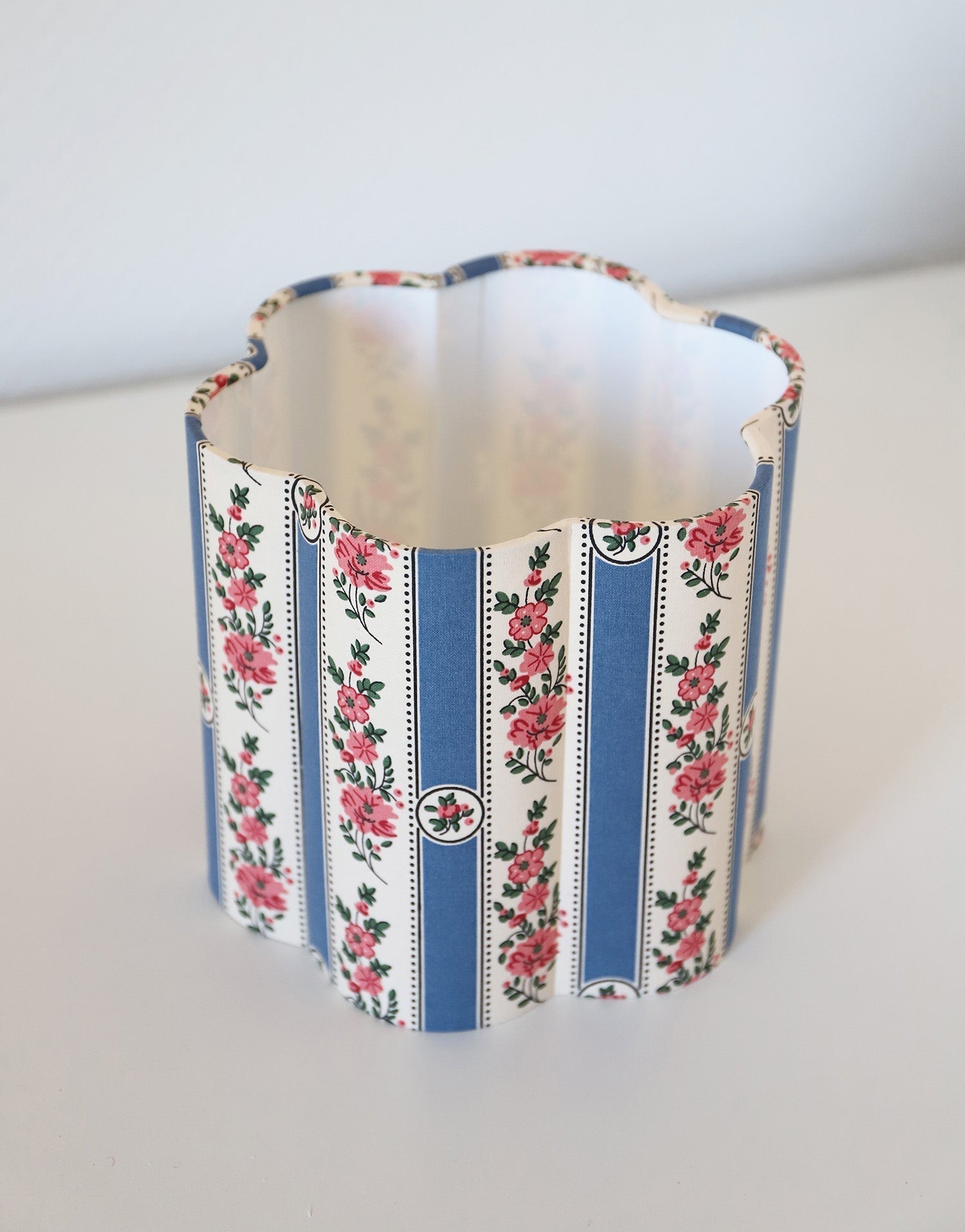 Flora Flower-Shaped Lampshade "Sobremonte Blue"