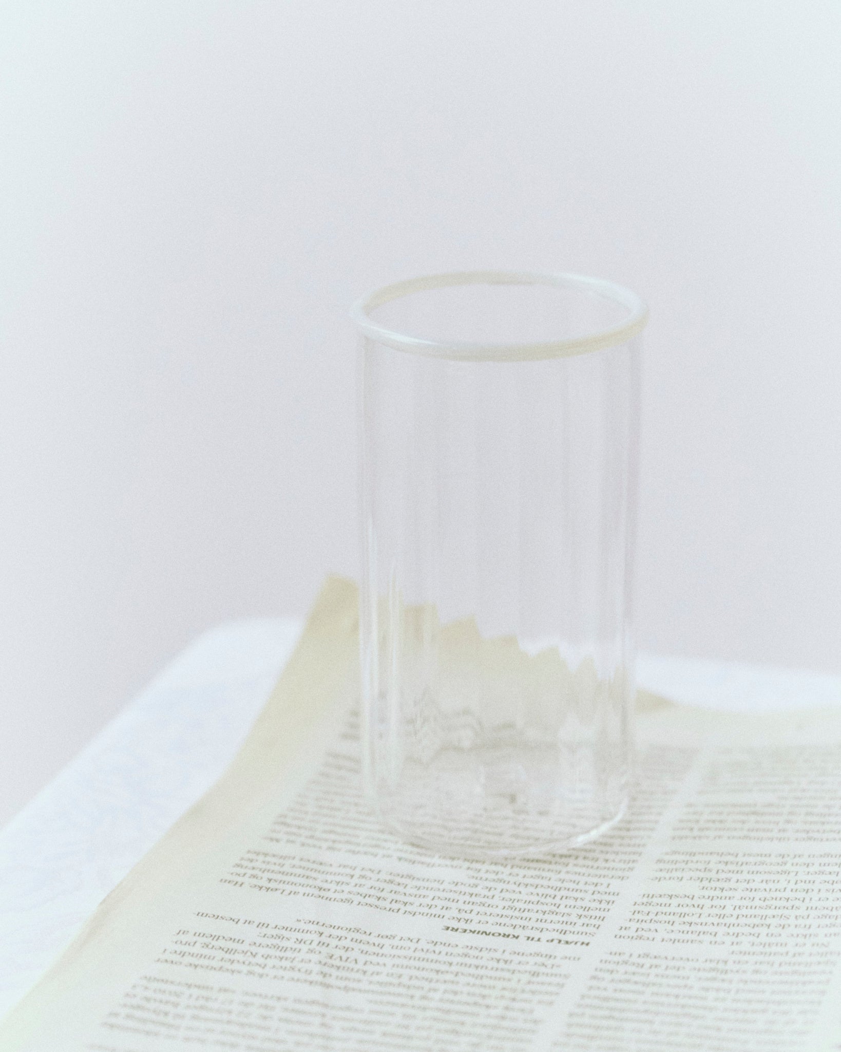 Peter Glass White Large