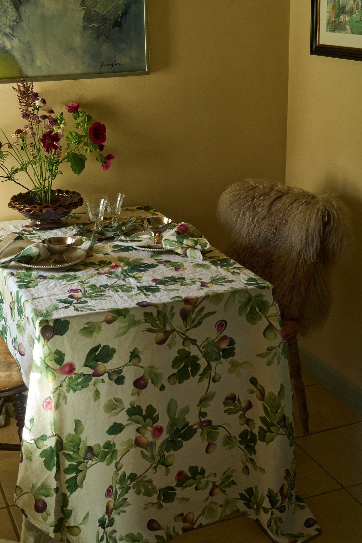 FIG LINEN TABLECLOTH