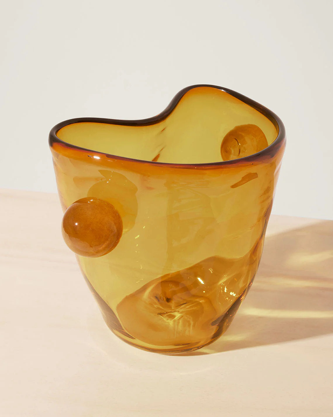 Oliver Vase Amber