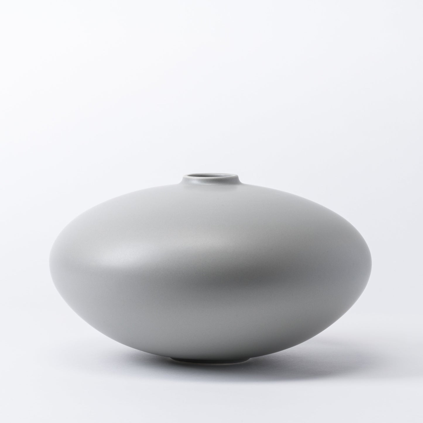 Alev Ebüzziya Siesbye - Alev - vase 02 - large - misty grey