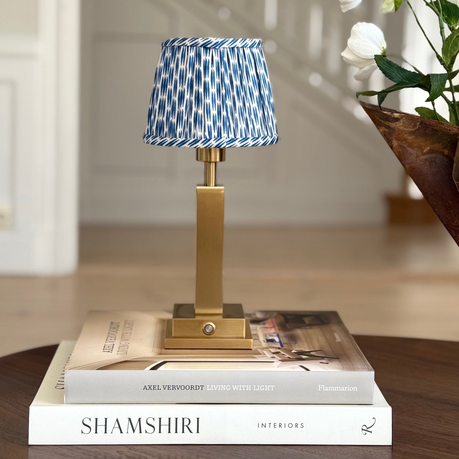 Athena Slim Rechargeable Table Lamp (Blue Ikat)