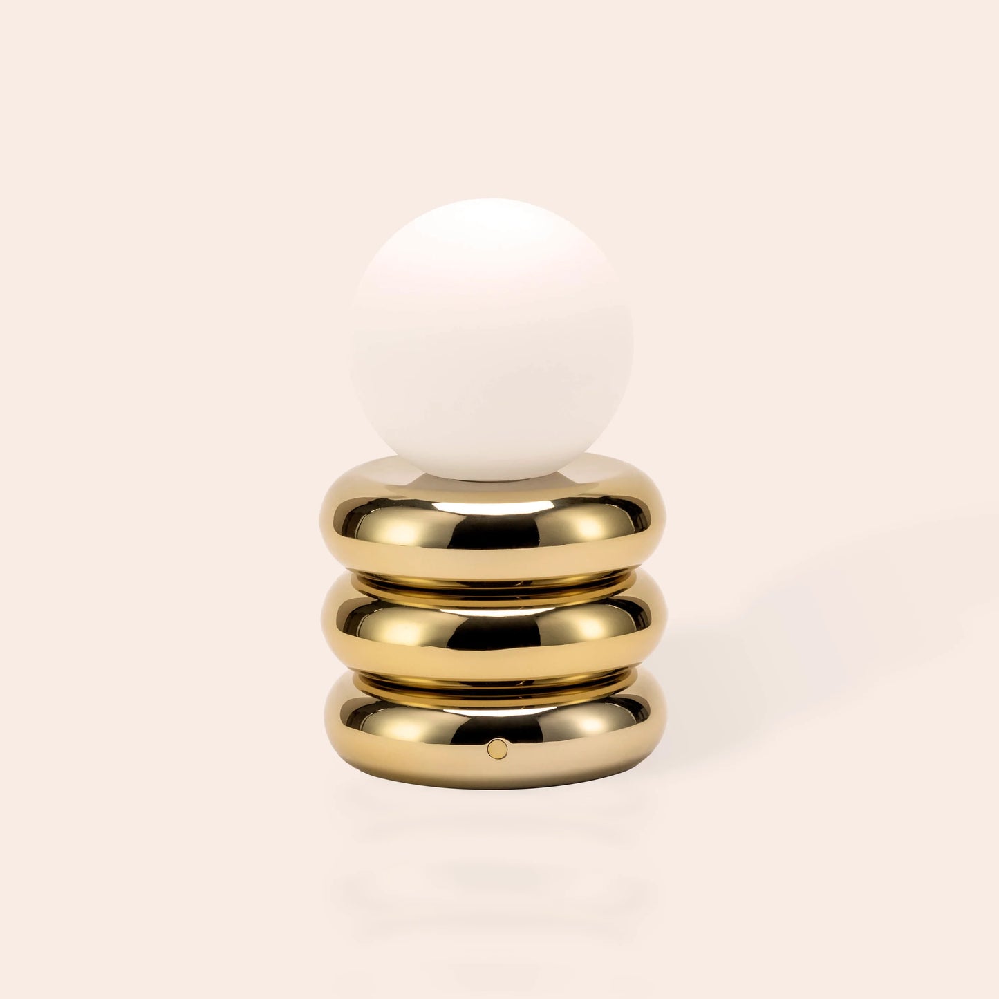 Brass rechargeable table lamp