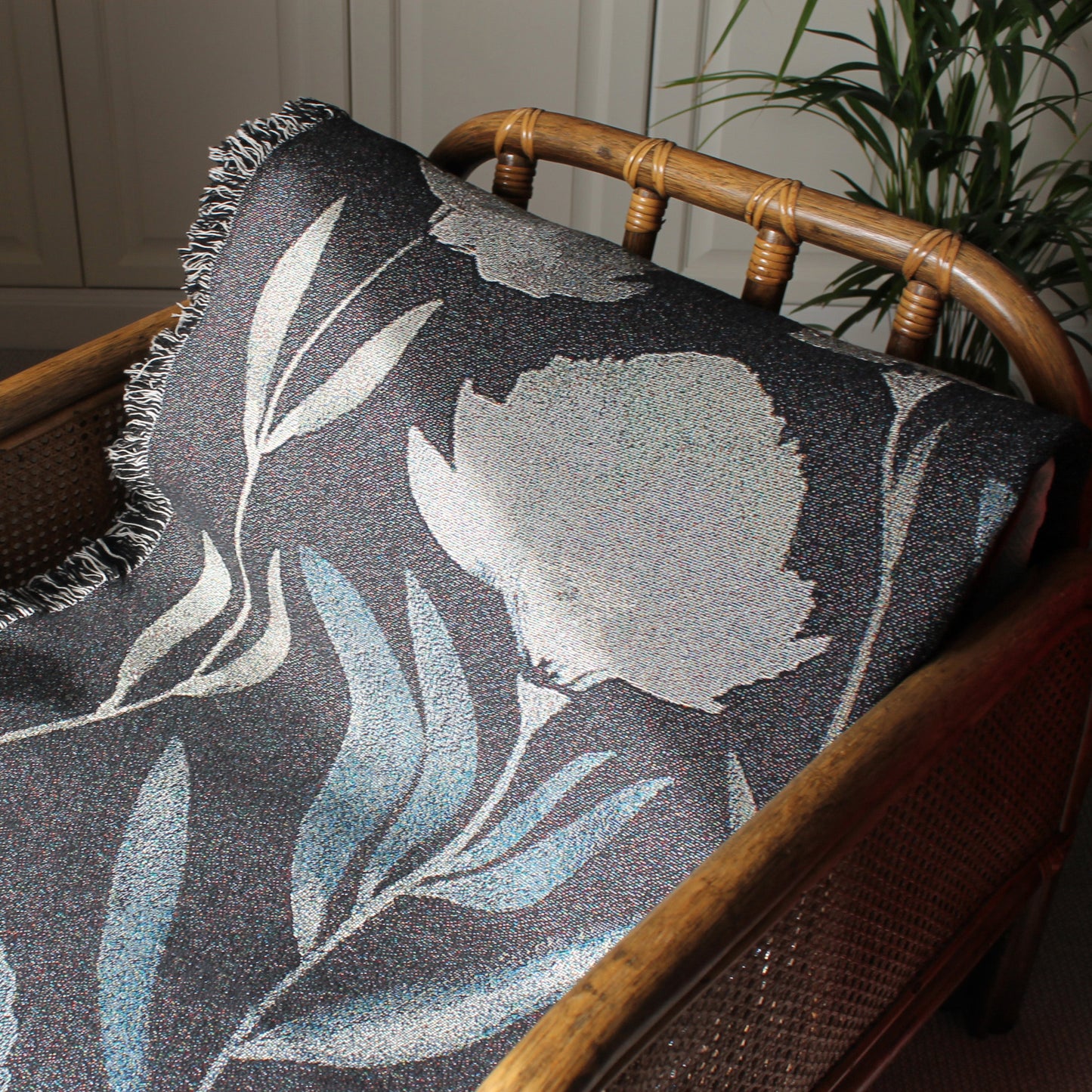 Bloom  Recycled Cotton Woven Throw