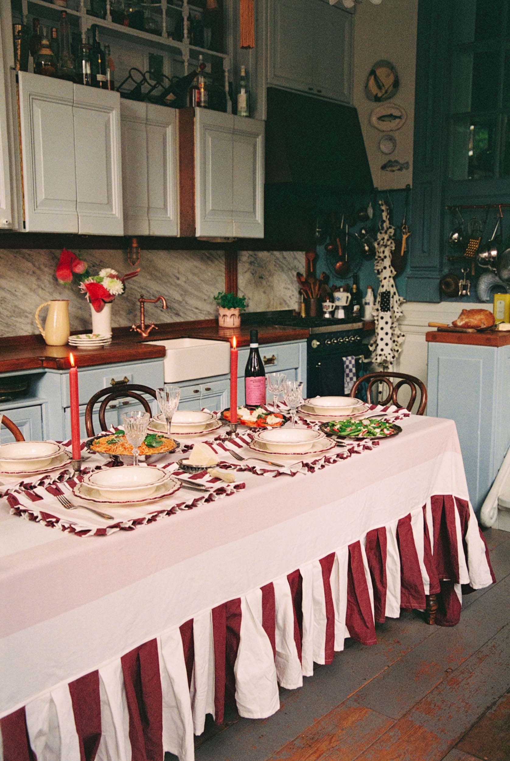 Belle Tablecloth