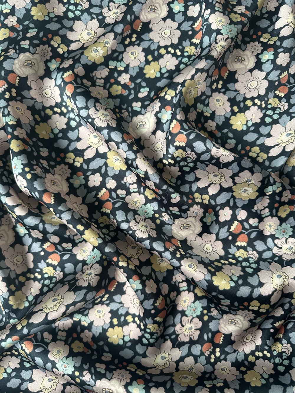 Silk Hair Scrunchie made with Liberty Fabric BETSY FIELD - Coco & Wolf