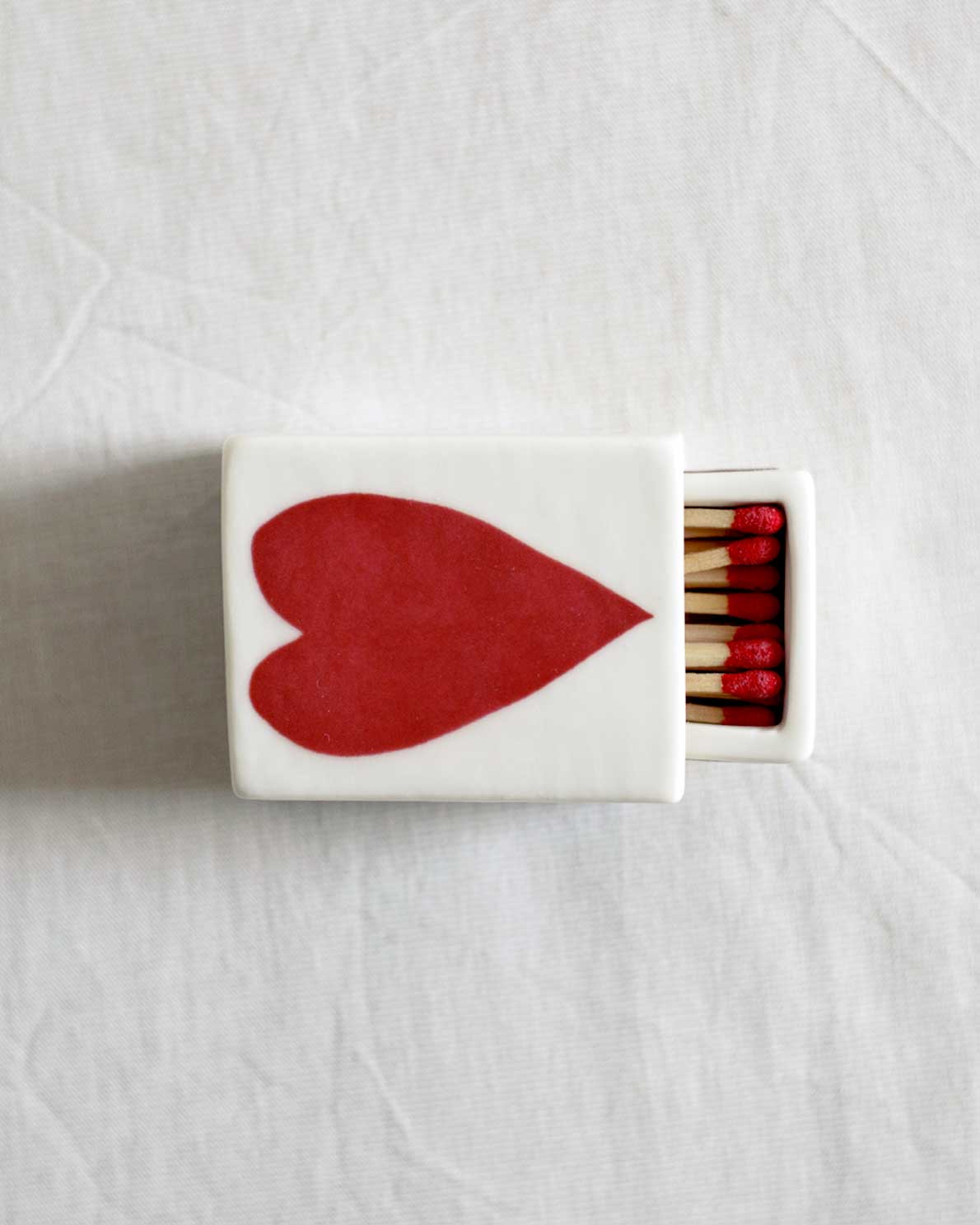 Mini Big Heart’ Ceramic Matchbox_Old