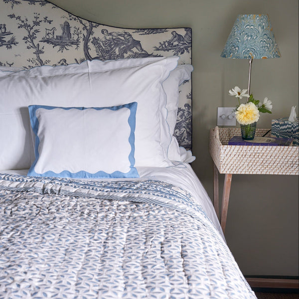 Blue and Taupe Clematis Quilt