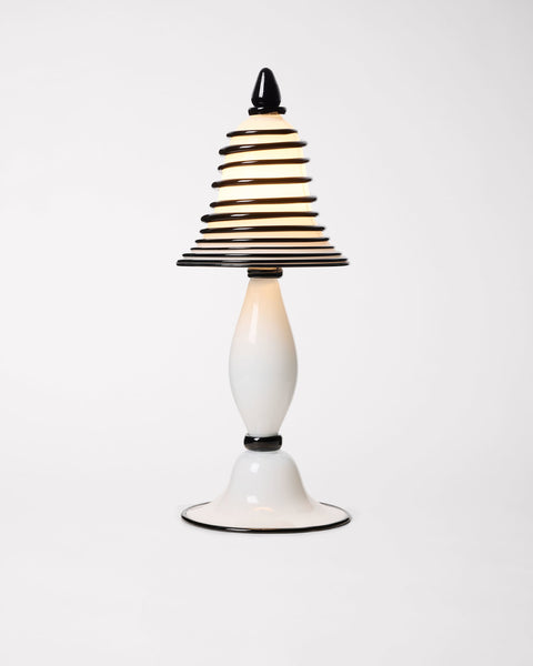Rosenborg Table Lamp