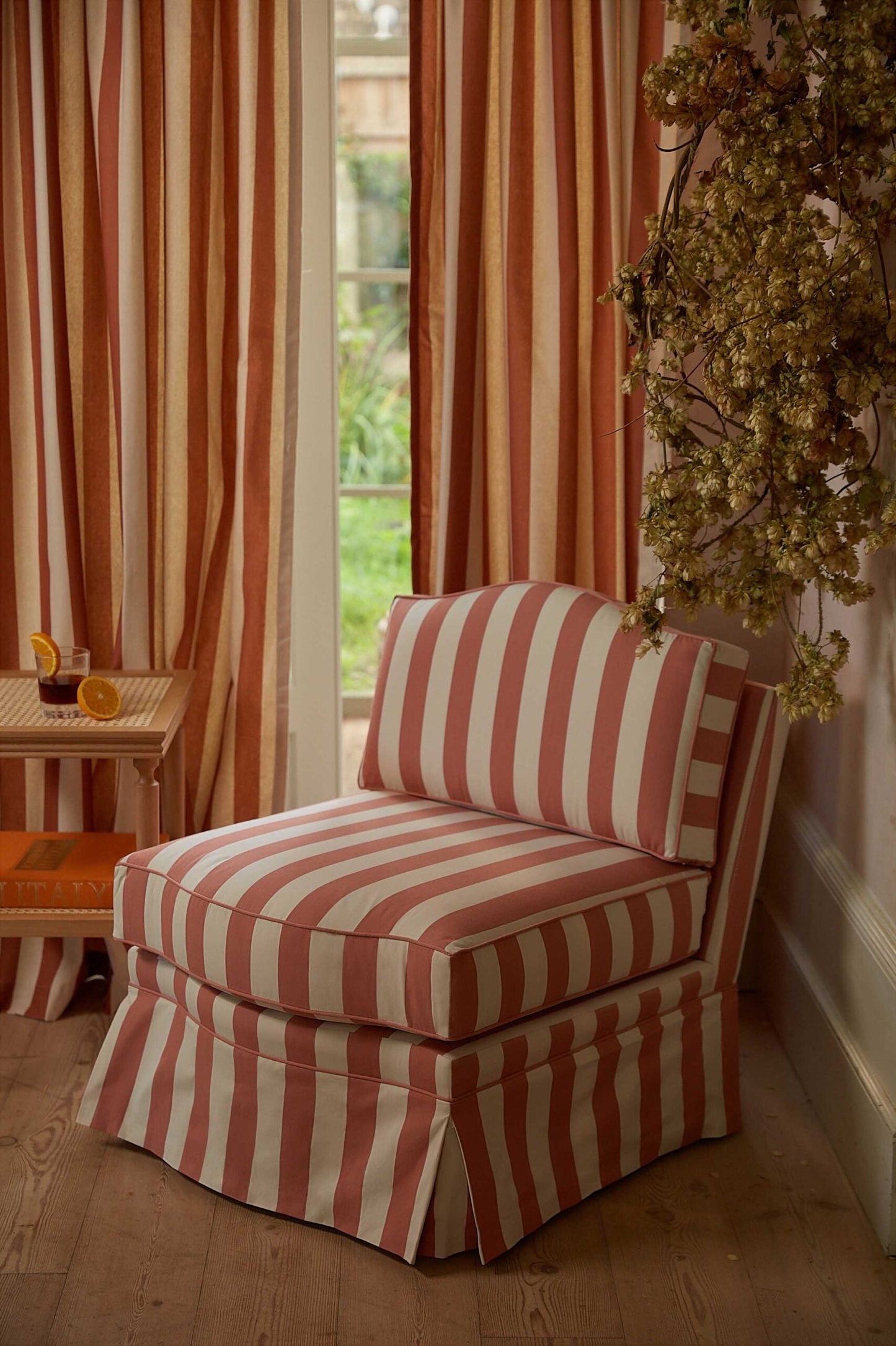 Felix Slipper Chair, Artichoke