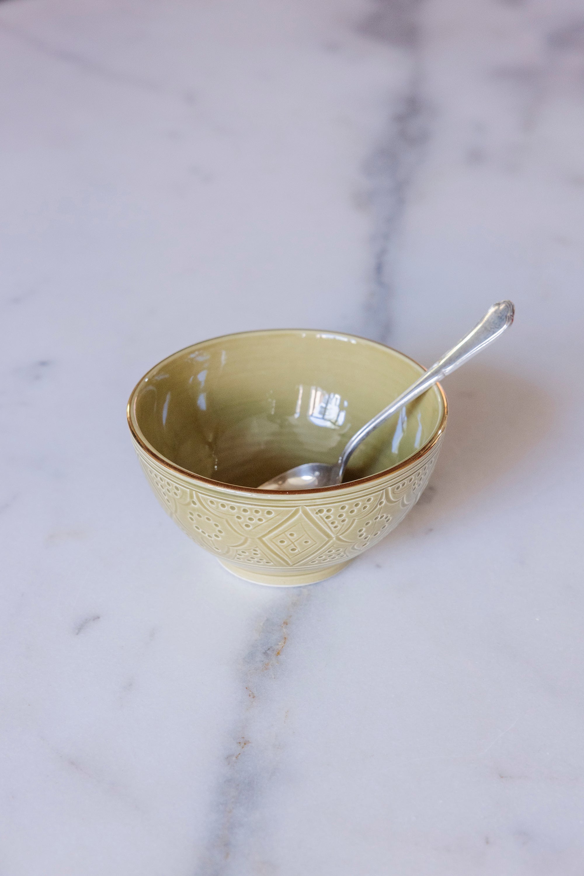 Round Bowl and Salad Bowl - Khaki Gold Imprint