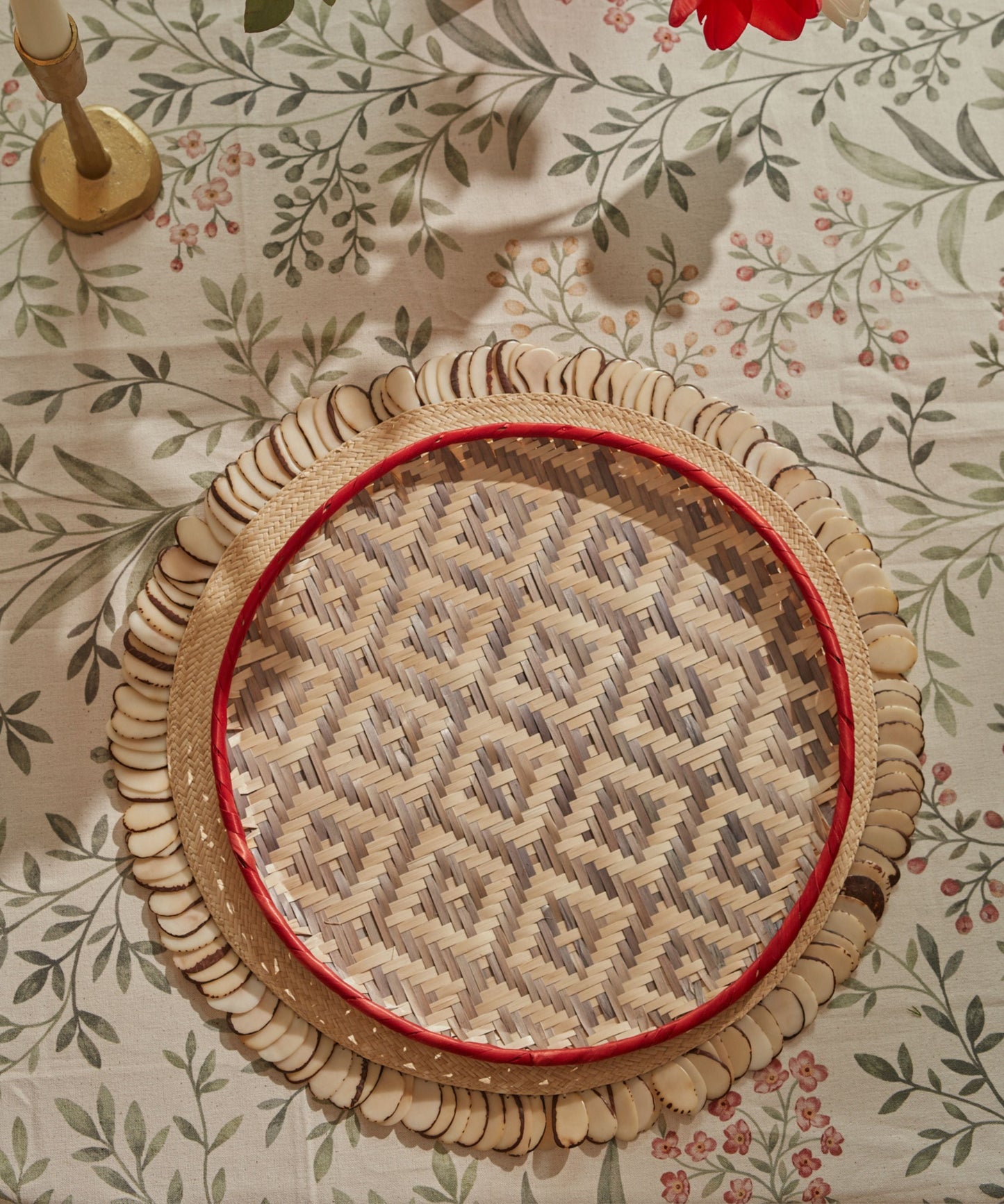 Shrimp-Eye woven Tetera palm charger, taupe and white