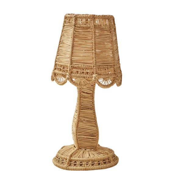 Dayana dining table lamp in handwoven natural iraca palm, Usiacurí, Colombia
