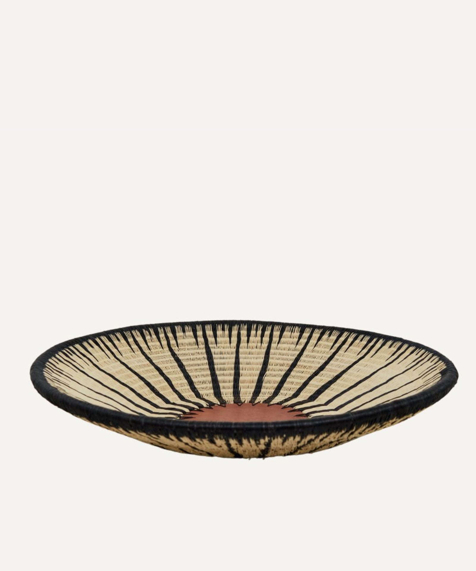 Lluvia bowl in black and white — handwoven Werregue palm, Wounaan artisans, Choco, Colombia