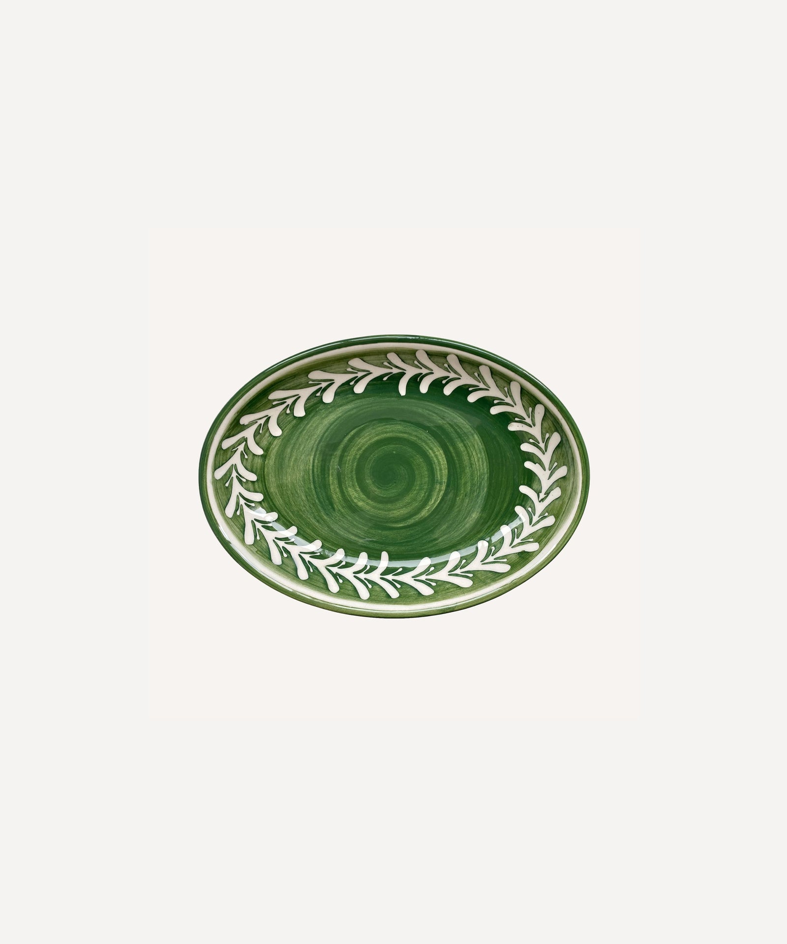 Fern green Helecho serving platter, hand-painted fern wreath ceramic from Carmen del Viboral