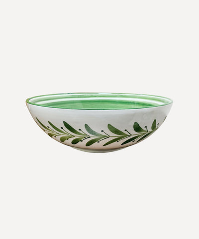 Helecho salad bowl in Fern Green — hand-painted fern wreath ceramic, Carmen del Viboral, Colombia