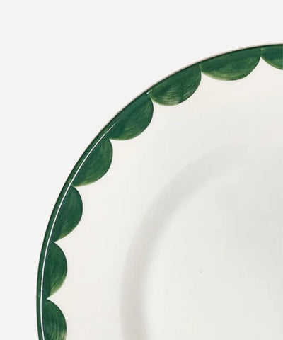 Cascos Side Plate in Fern Green, scalloped ceramic — side profile