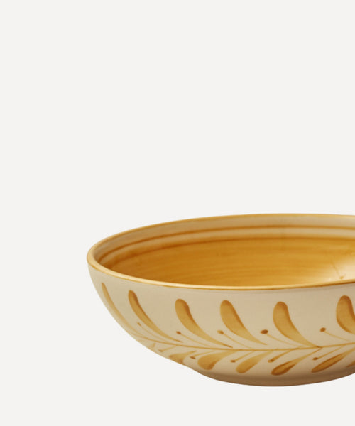 Helecho fern wreath salad bowl in Golden Yellow, hand-painted in Carmen del Viboral, Colombia