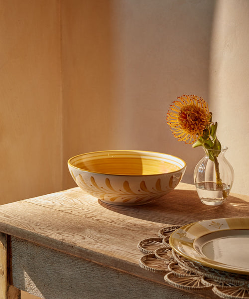 Hand-painted Helecho salad bowl in Golden Yellow, Carmen del Viboral ceramic for serving and sharing