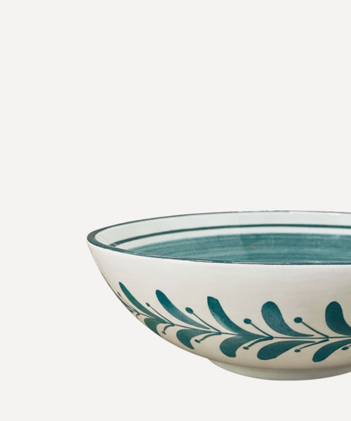 Helecho fern wreath salad bowl in Teal, hand-painted in Carmen del Viboral, Colombia