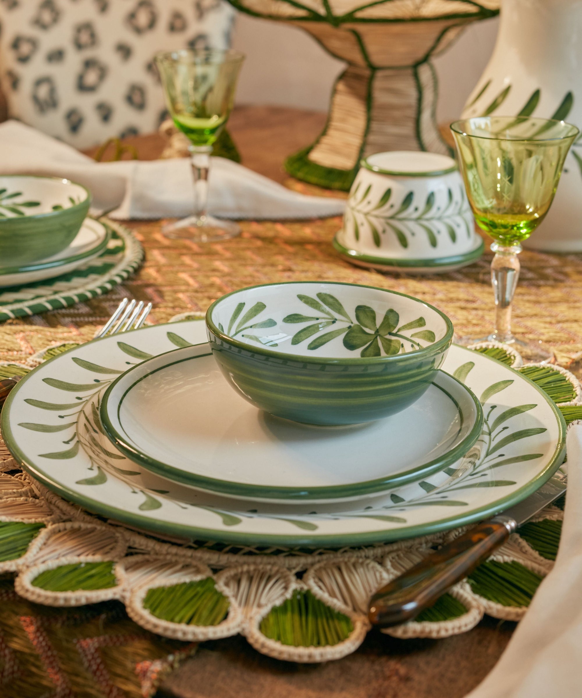 Helecho Dinner Plate Fern Green lifestyle — botanical ceramic on natural table setting