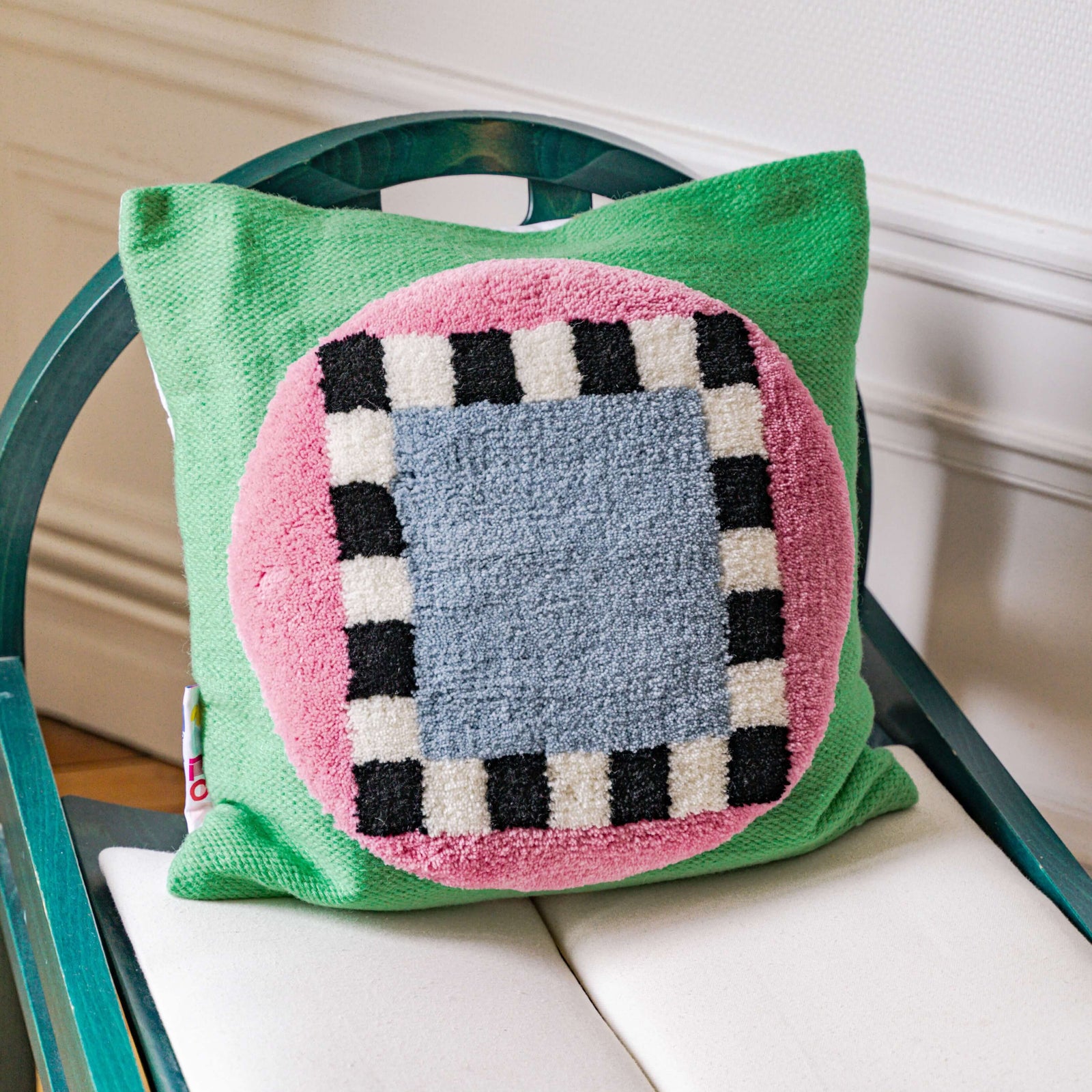 Chinese Service Cushion