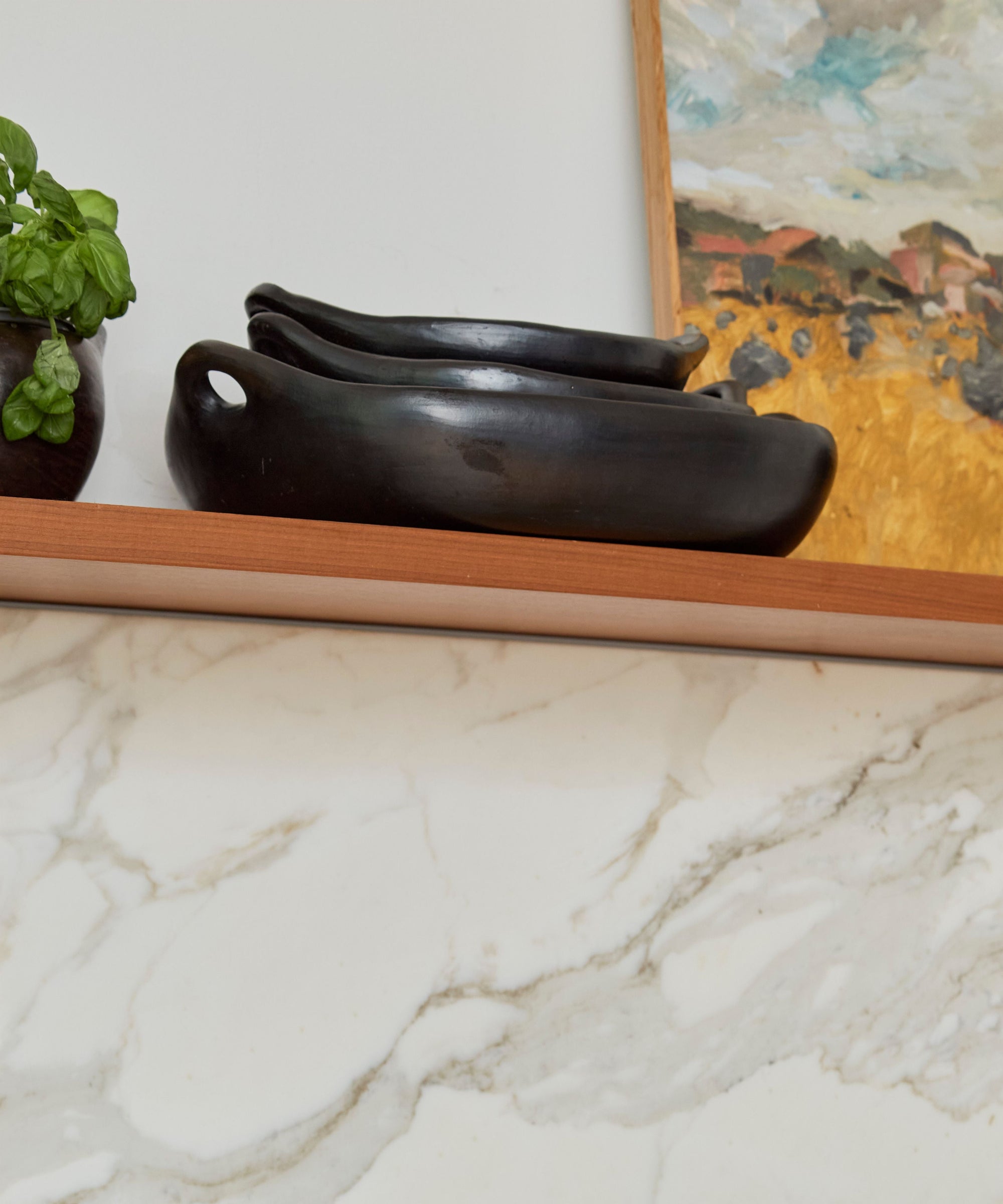 Chamba Gratin Dish lifestyle — gratin baked in Colombian black clay dish