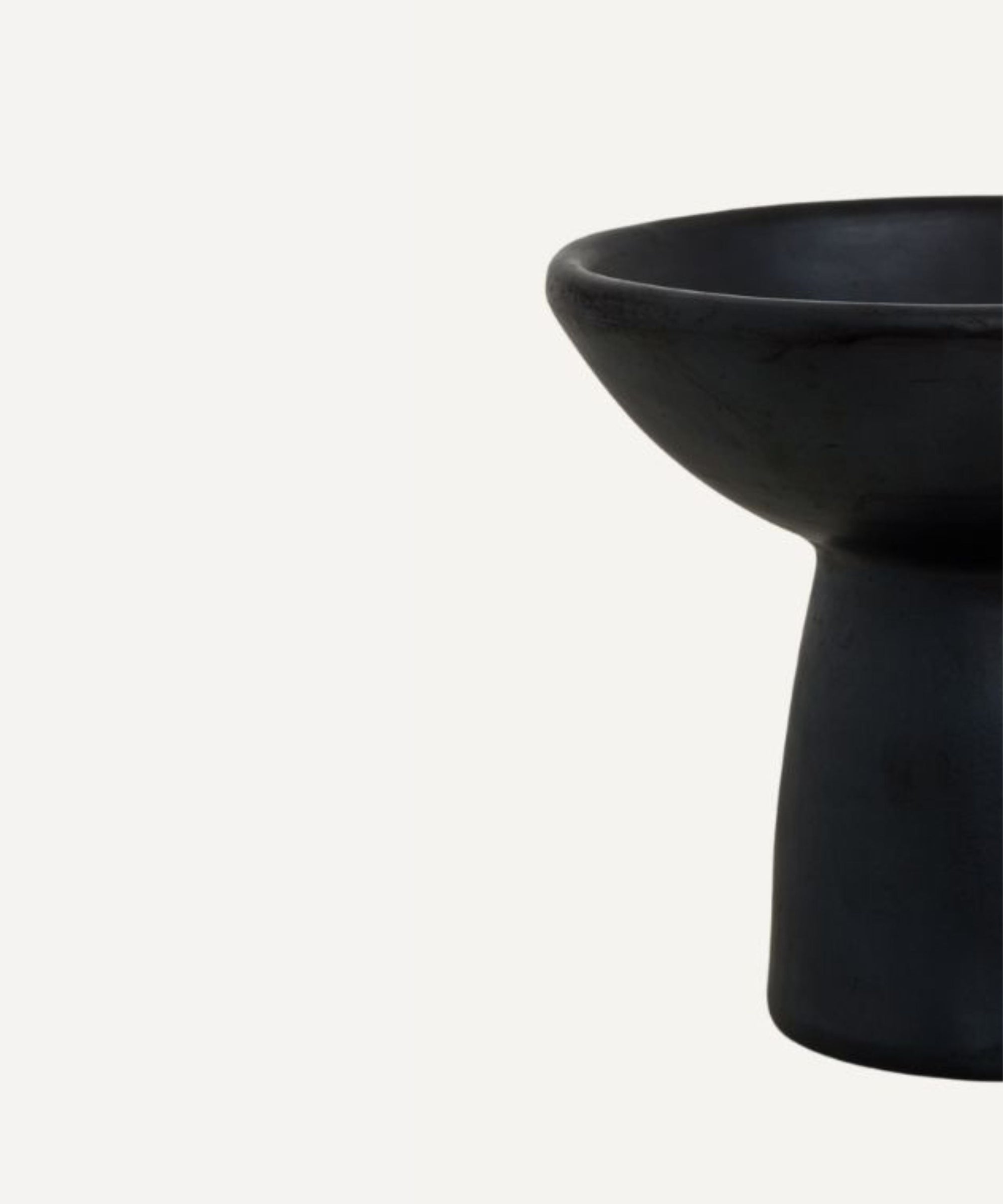 Chamba Centrepiece lifestyle — Colombian black clay bowl as table centrepiece