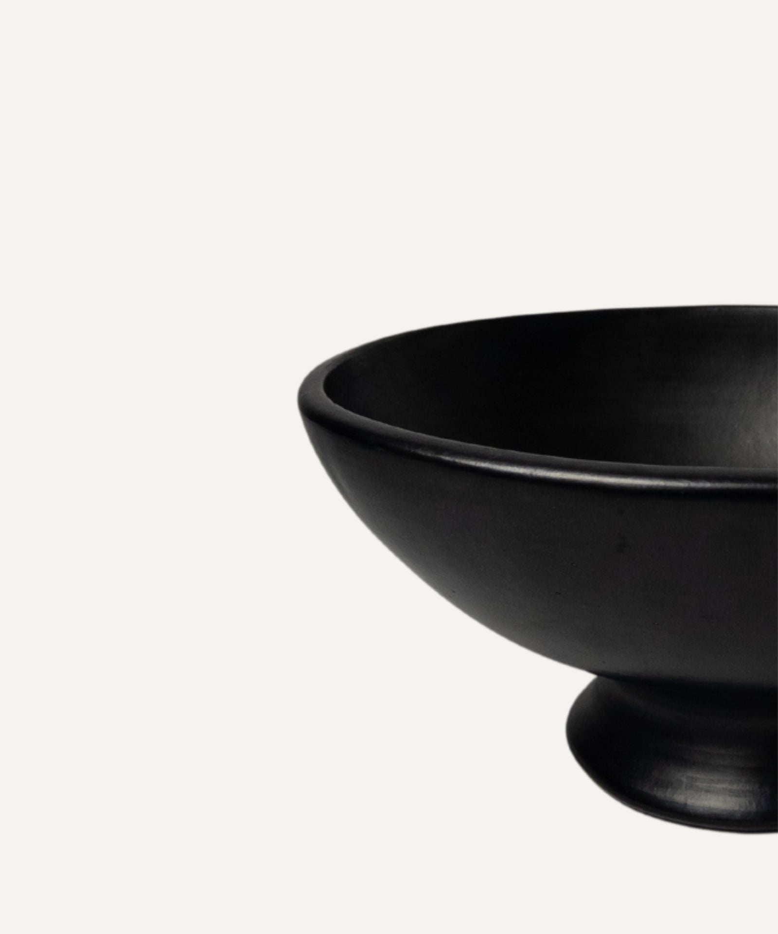 Chamba Oval Fruit Bowl top-down view — La Chamba Colombian black pottery