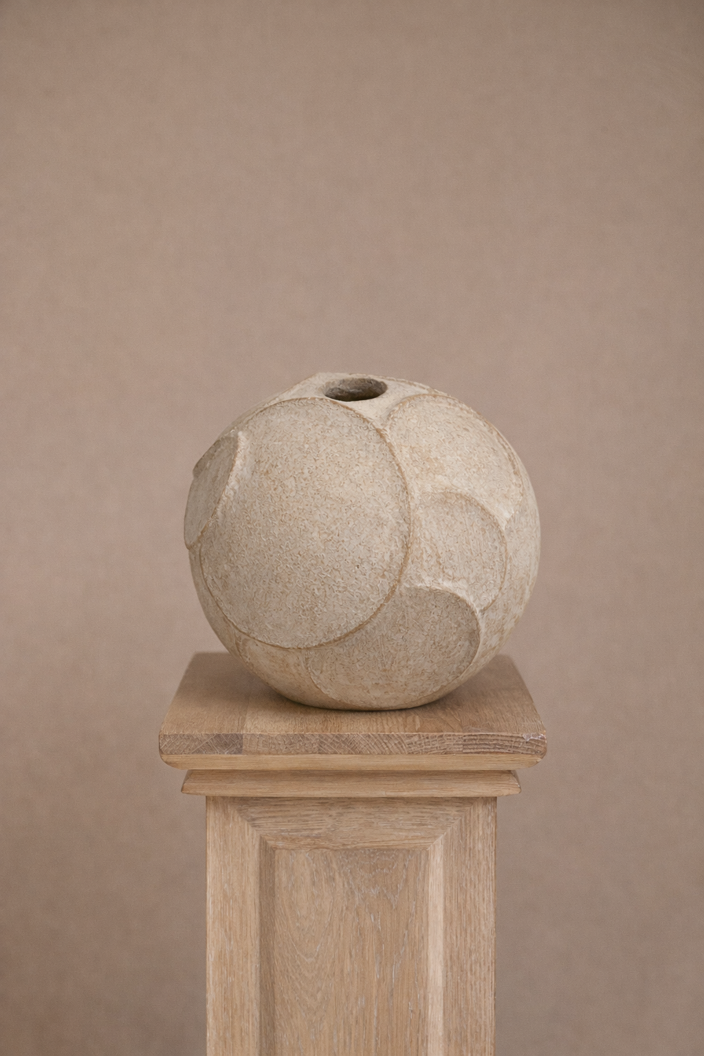Orb Vessel Cream