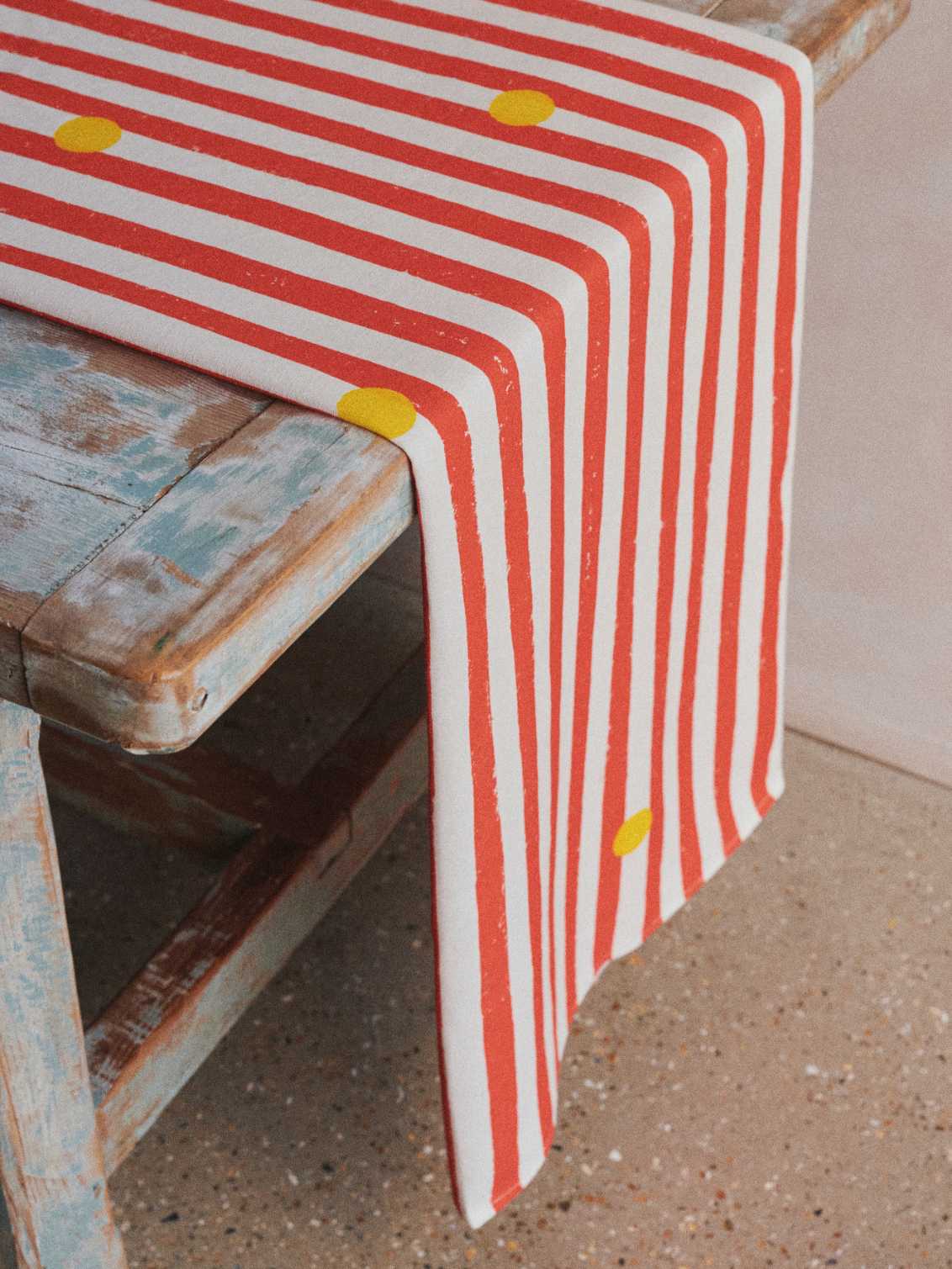 Cirque Table Runner