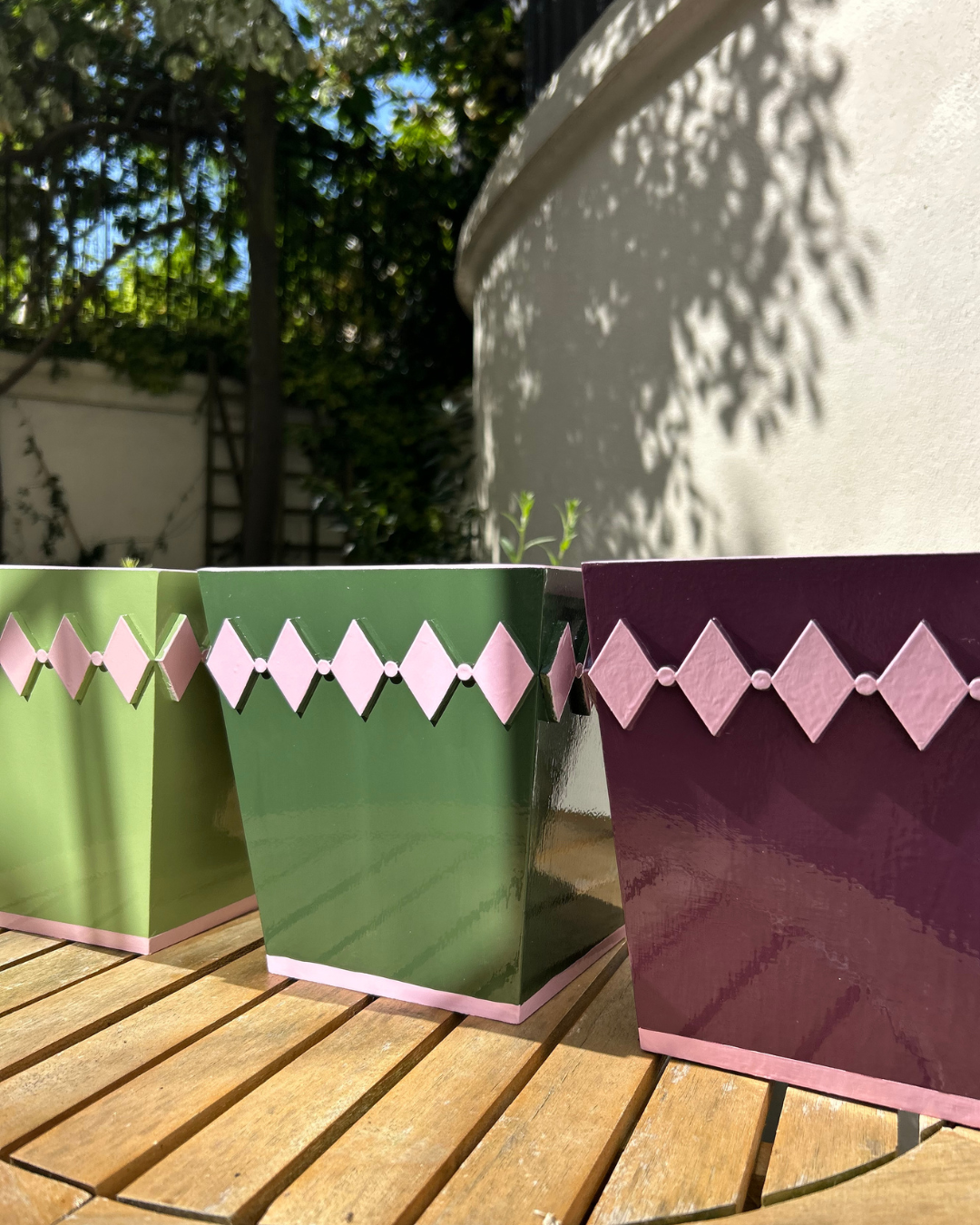 Mulberry Diamond Style Planter with Pink Edge
