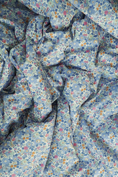 Reversible Heirloom Quilt made with Liberty Fabric BETSY LAVENDER & ELIZABETH - Coco & Wolf