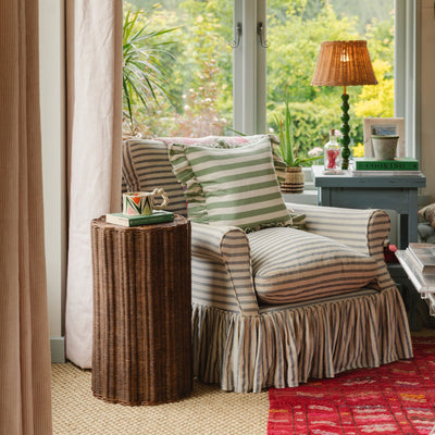 Connie-rattan-wavy-table-teak-with-sofa