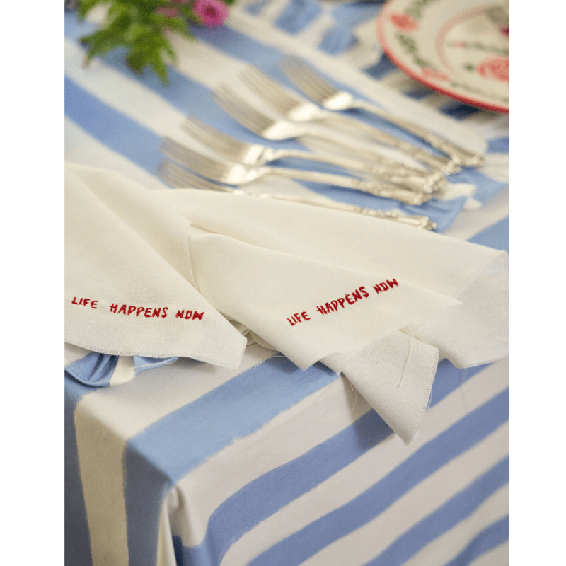 Embroidered Linen Napkins Set x 2 'Life Happens Now' - Between Us