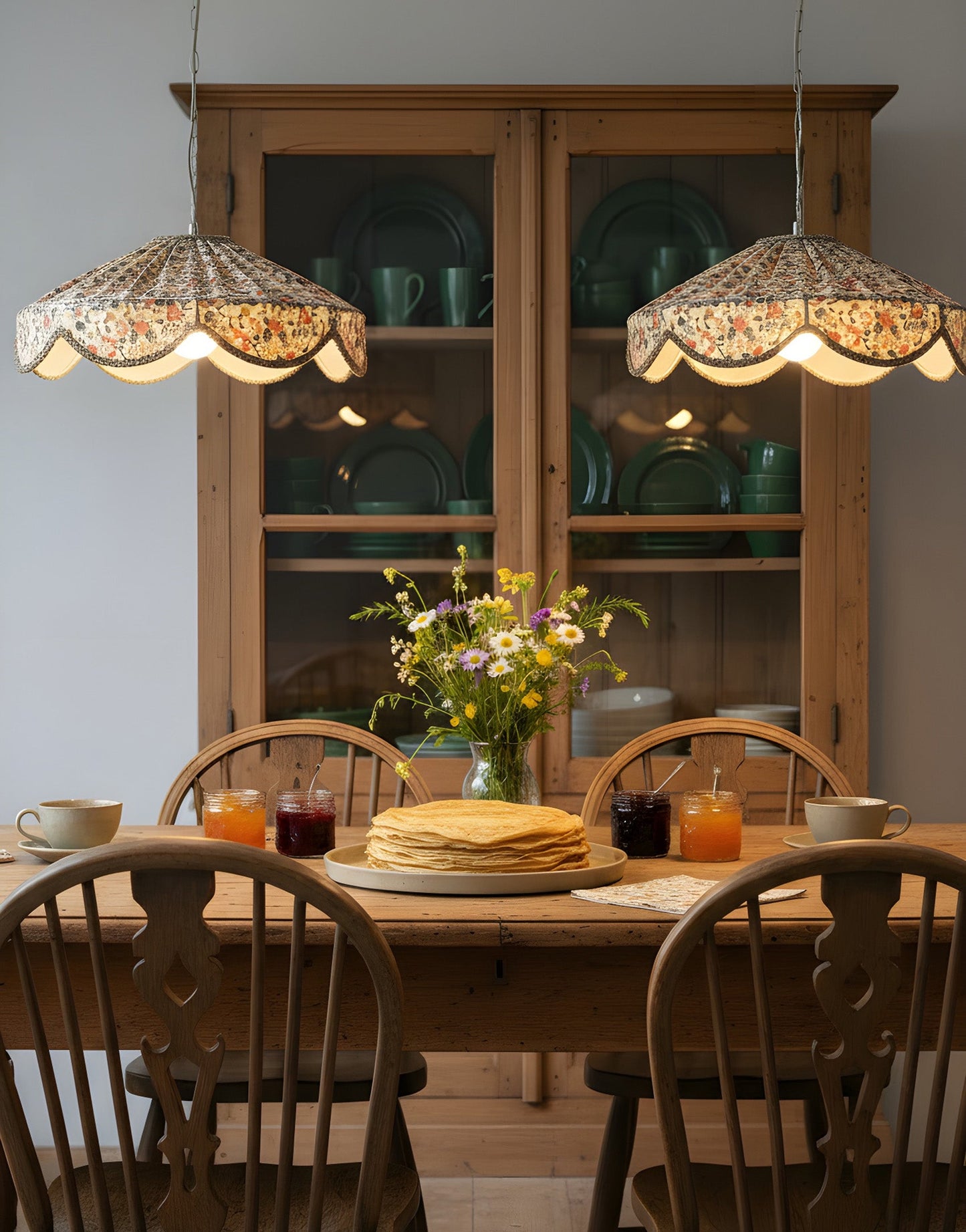Floral-Shaped Pendant Light Cosette Printed “English Garden”