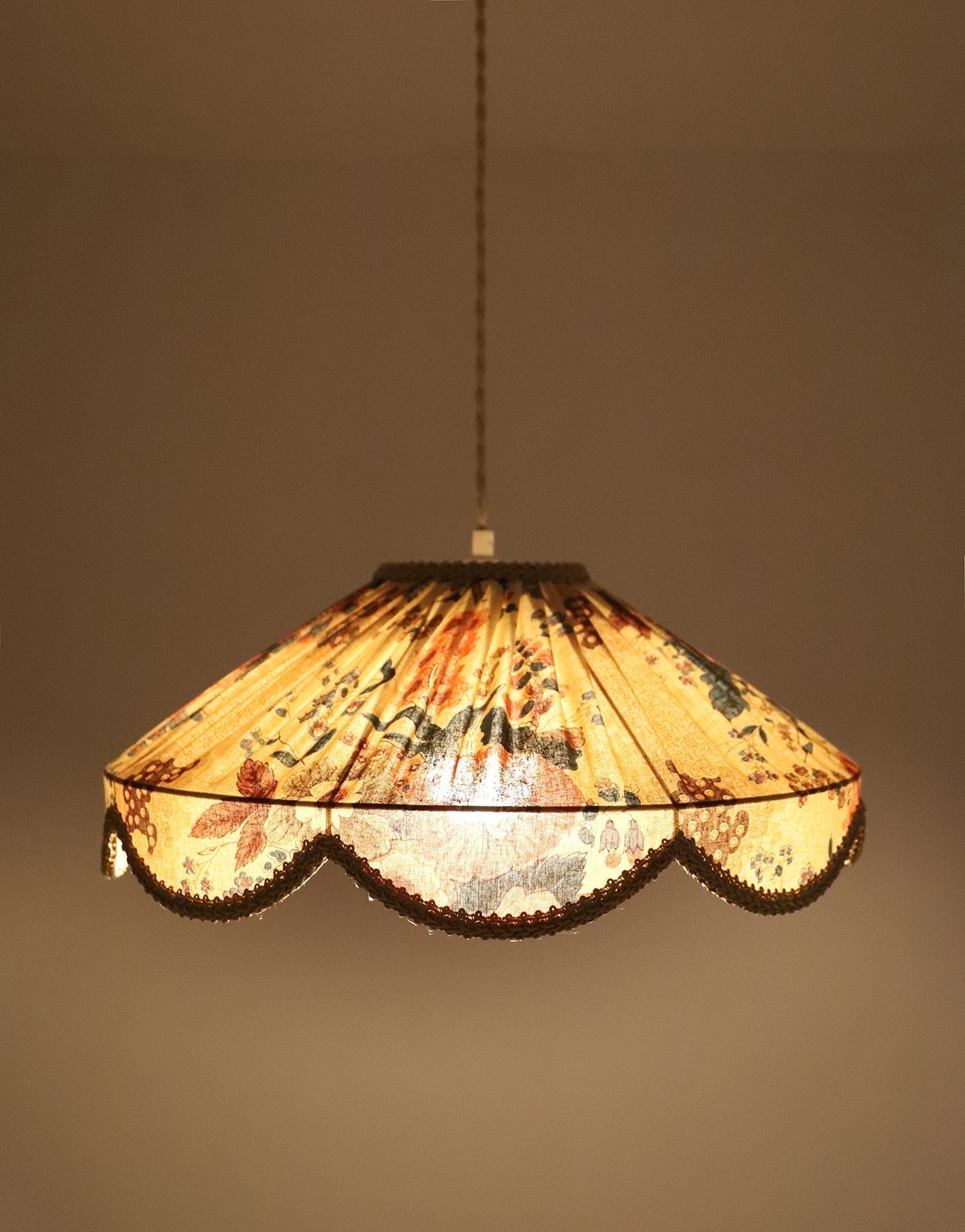 Cosette Printed Floral Pendant Light "Isabelle"