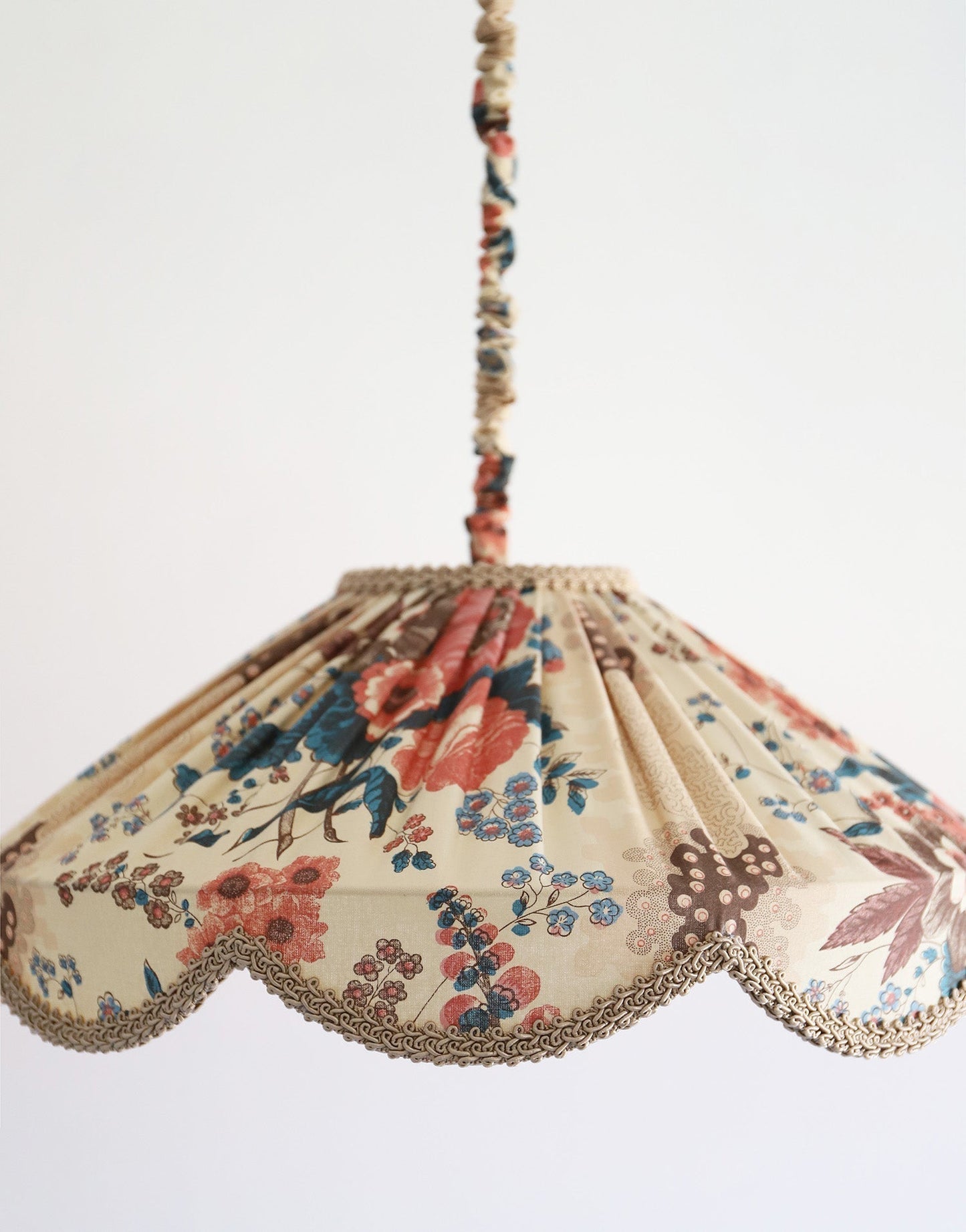 Cosette Printed Floral Pendant Light "Isabelle"