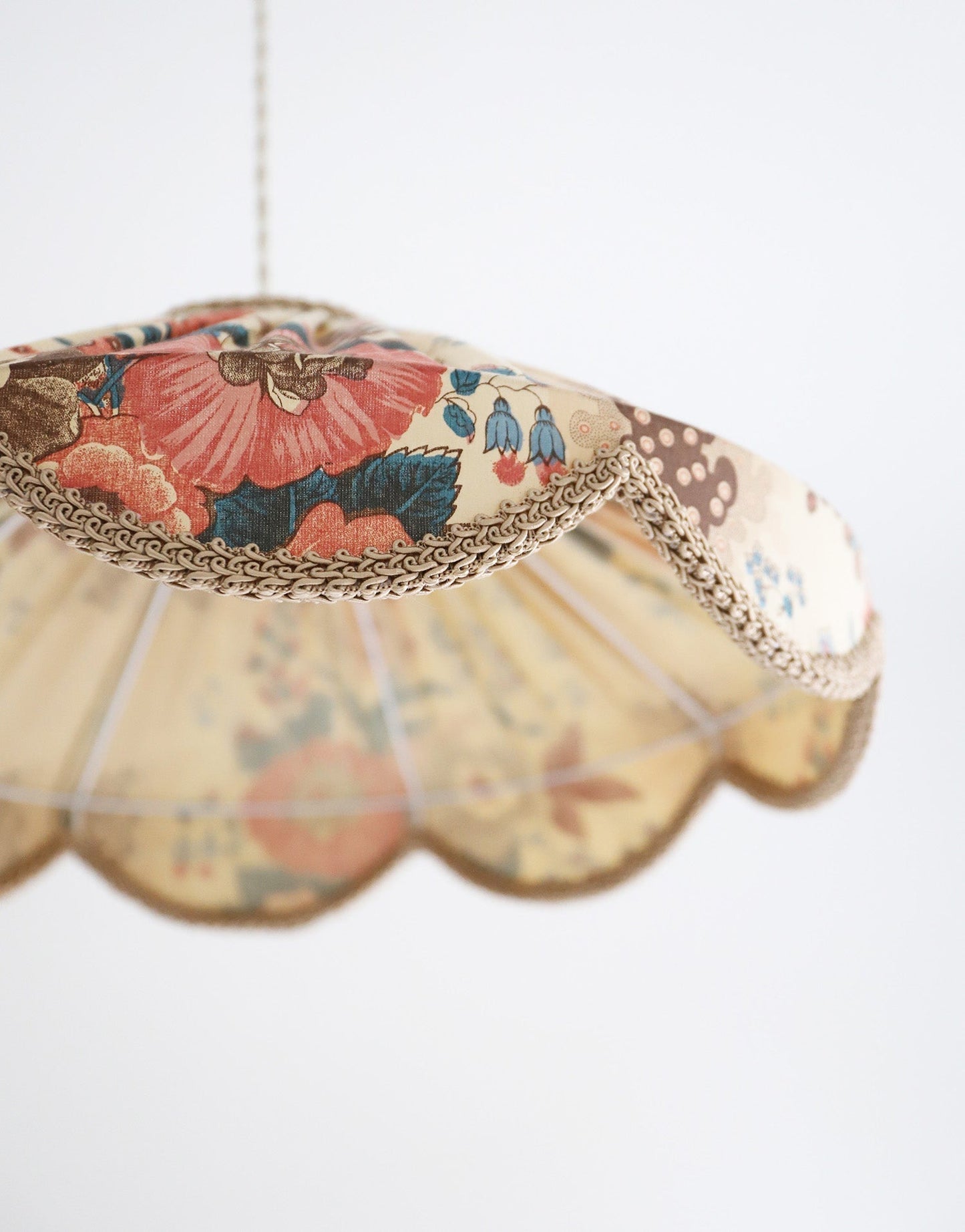 Cosette Printed Floral Pendant Light "Isabelle"