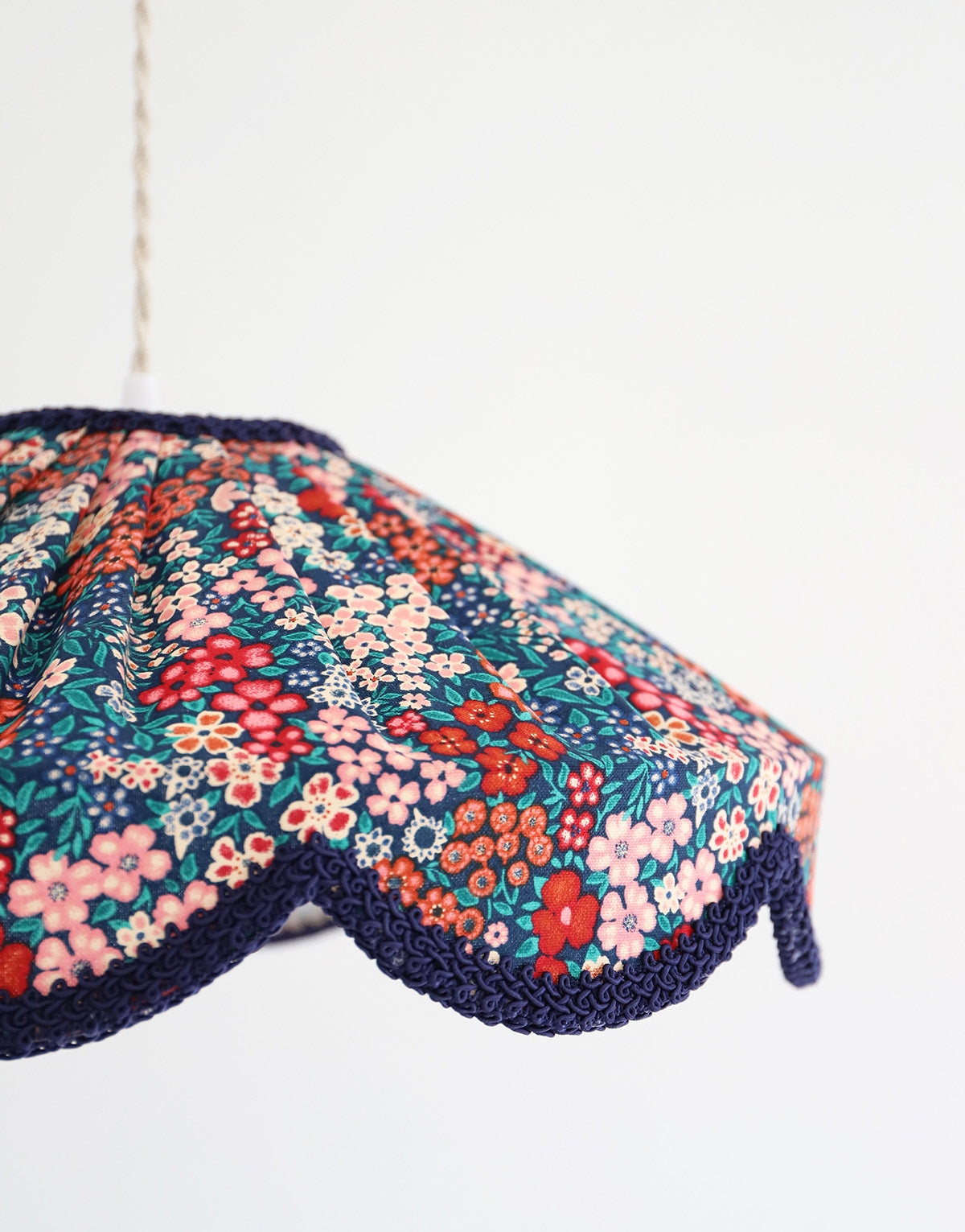 Floral-Shaped Pendant Light Cosette Printed “Mille Fleurs”