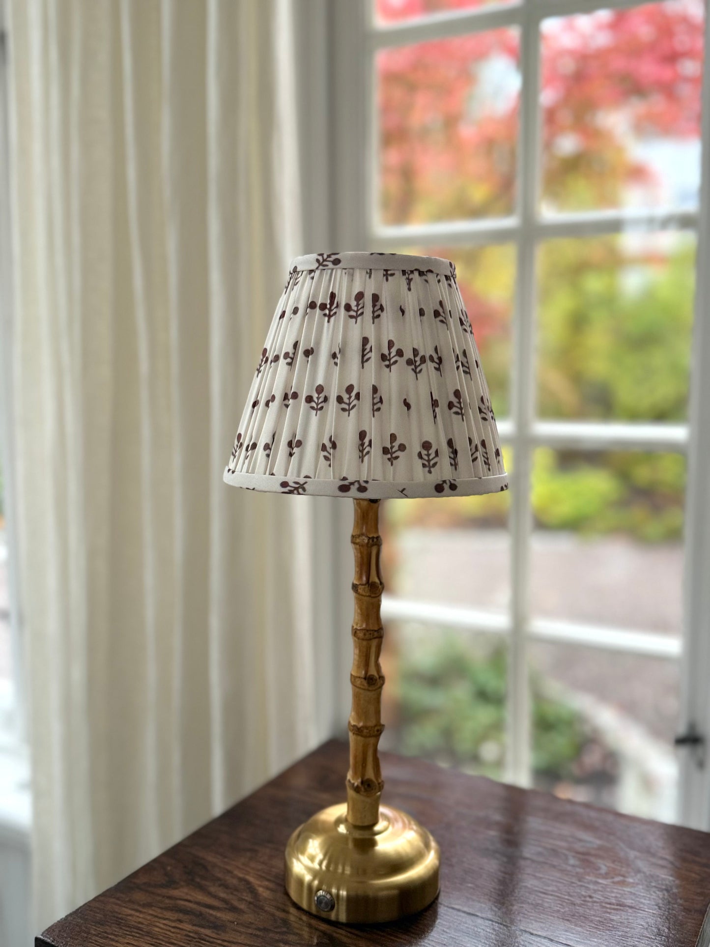 Antibes - Rechargeable Table Lamp (Chesnut Bloom)