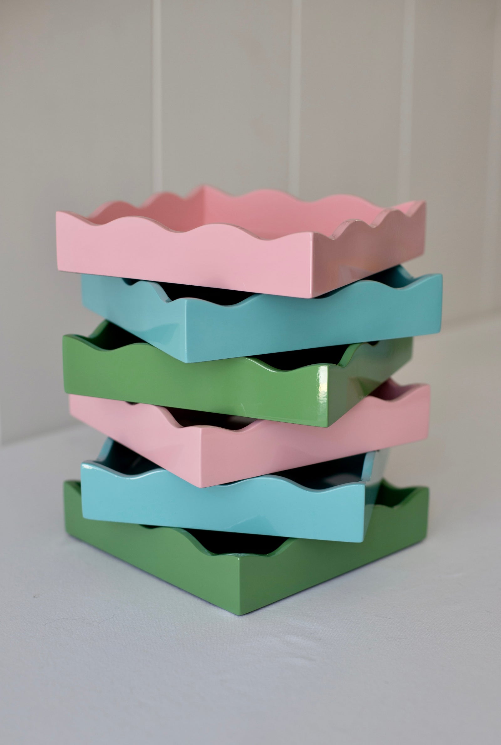 Square Allegra Tray in Pink
