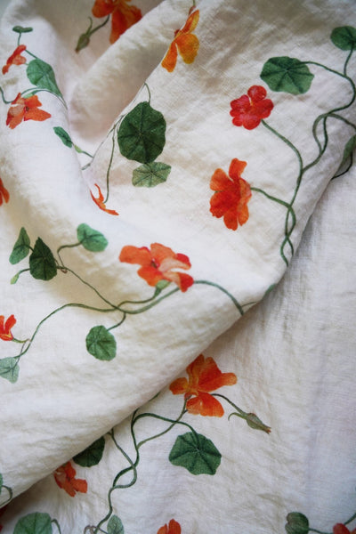 Linen tablecloth with nasturtium floral print