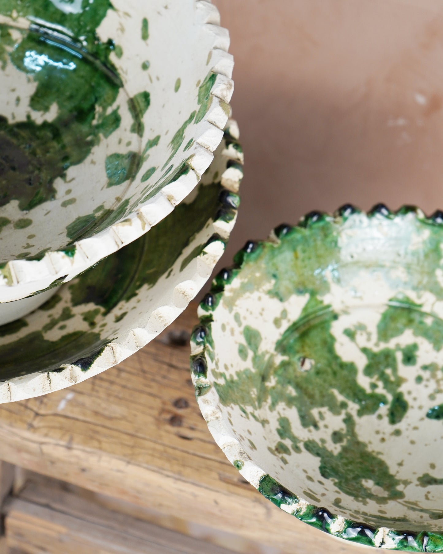 Tamegroute x Puglia Splatter Jagged Edge Pedestal Fruit Bowl