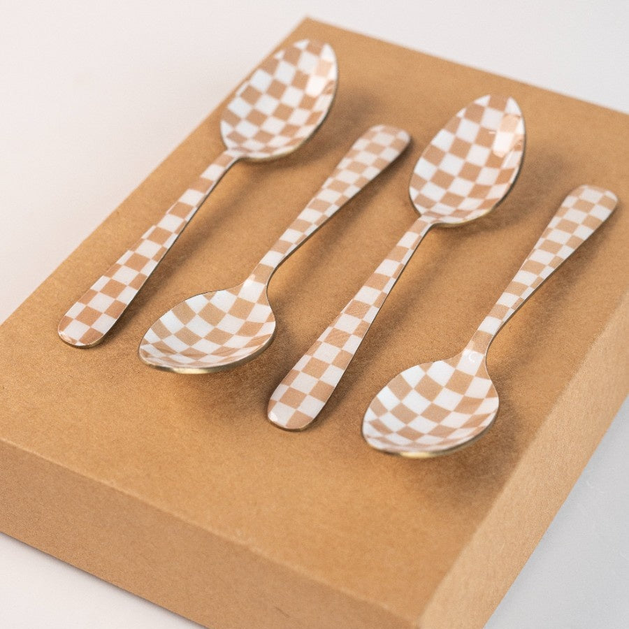 Checkered Enamel Spoon Set of 4 5.4x1 Inches - Casa Amarosa