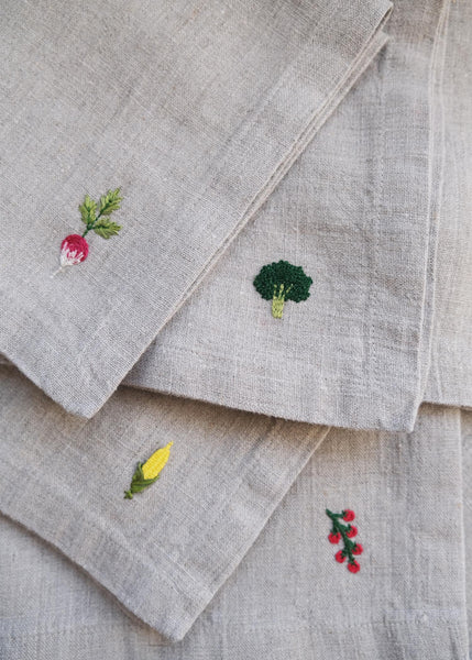 Vegetable garden linen napkin set of 2