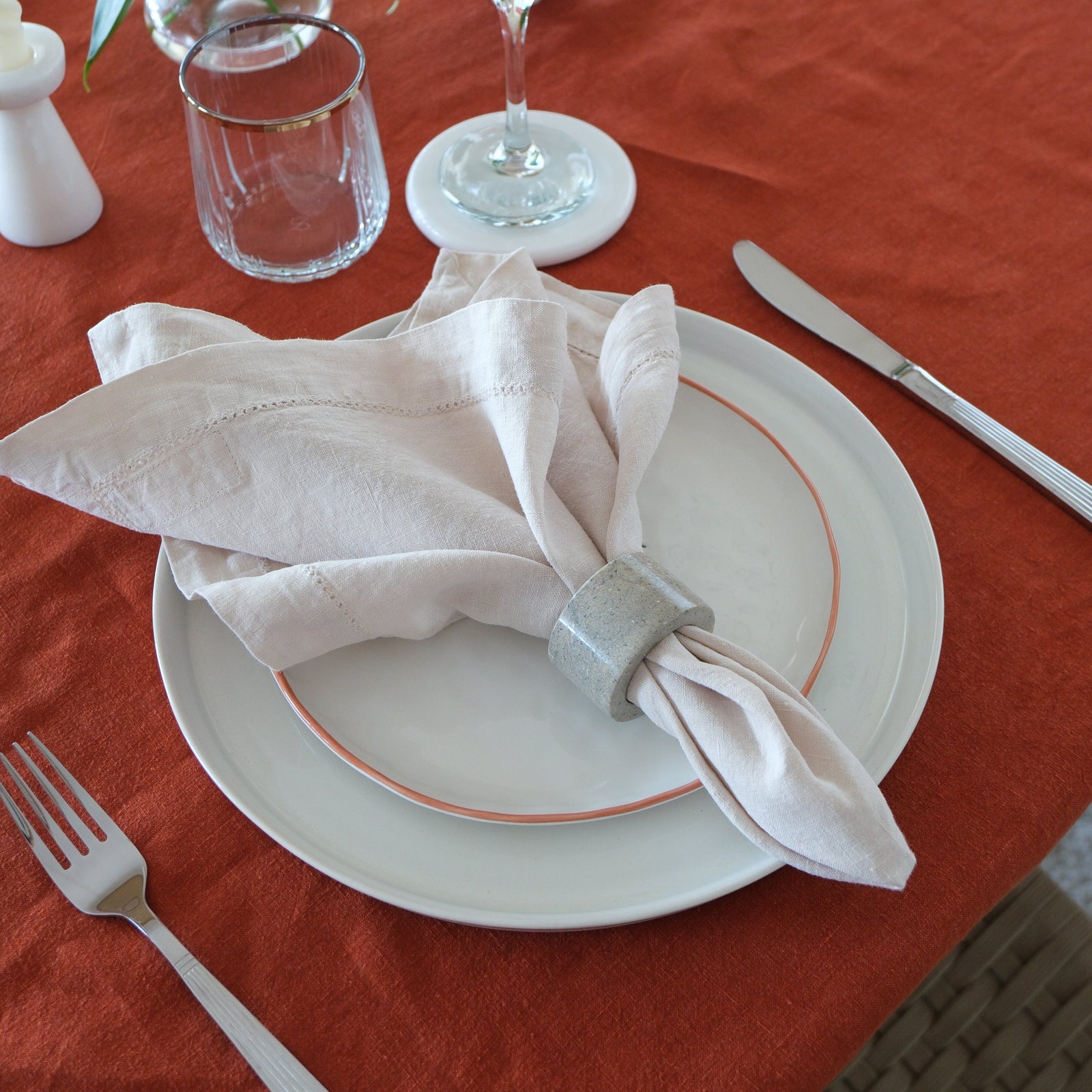 Mia Marble Napkin Ring Set Rustic