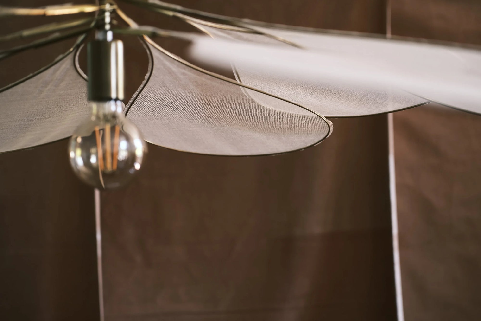 Pale Précieuse Ceiling Light – Tarlatane