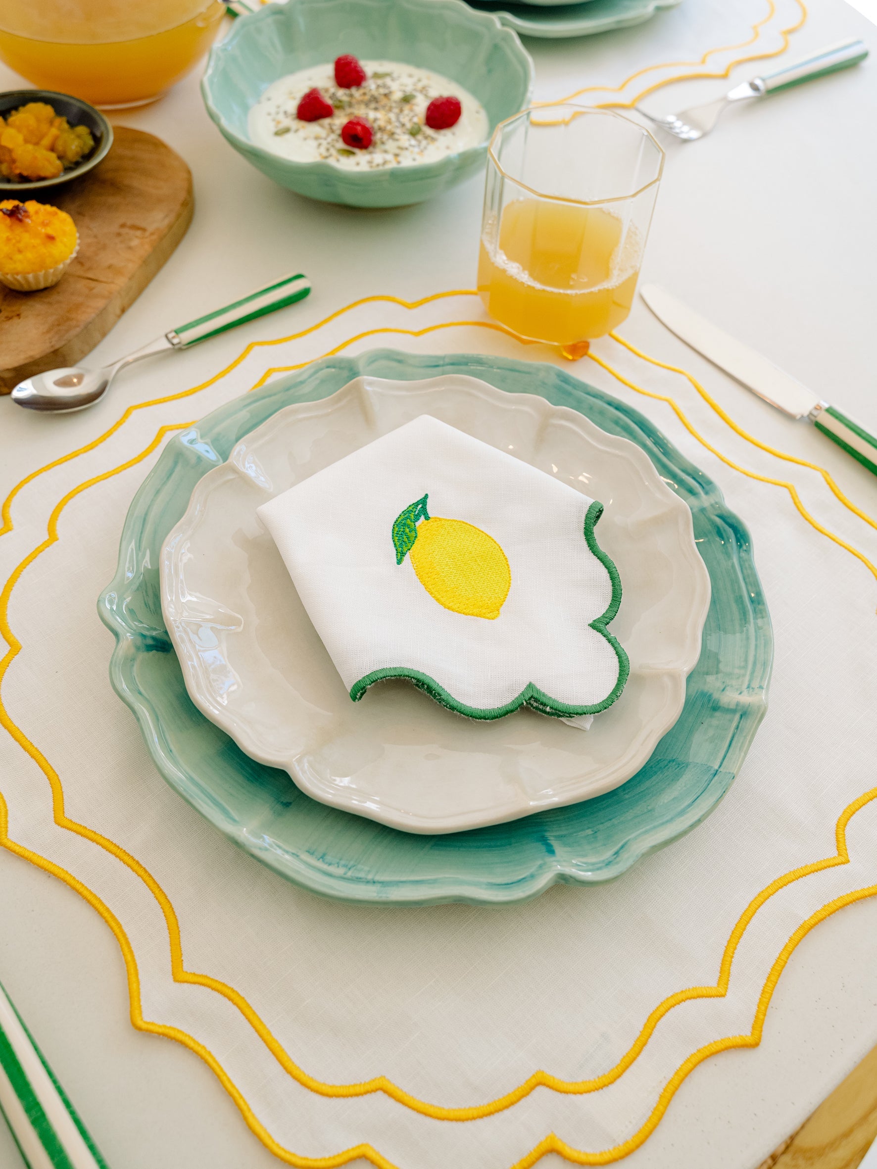 Scalloped Napkin with Lemon Embroidery